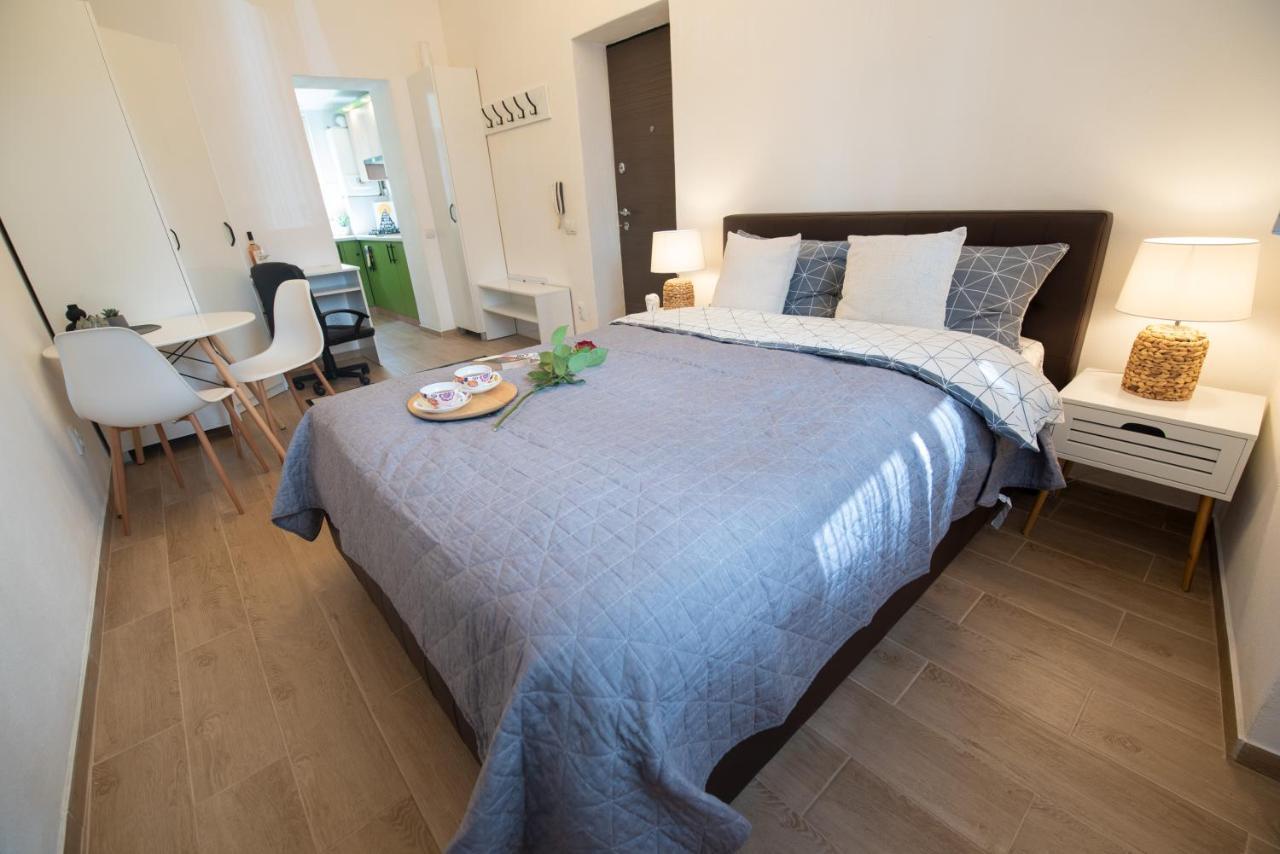 Central Bright Apartment Cluj-Napoca Esterno foto